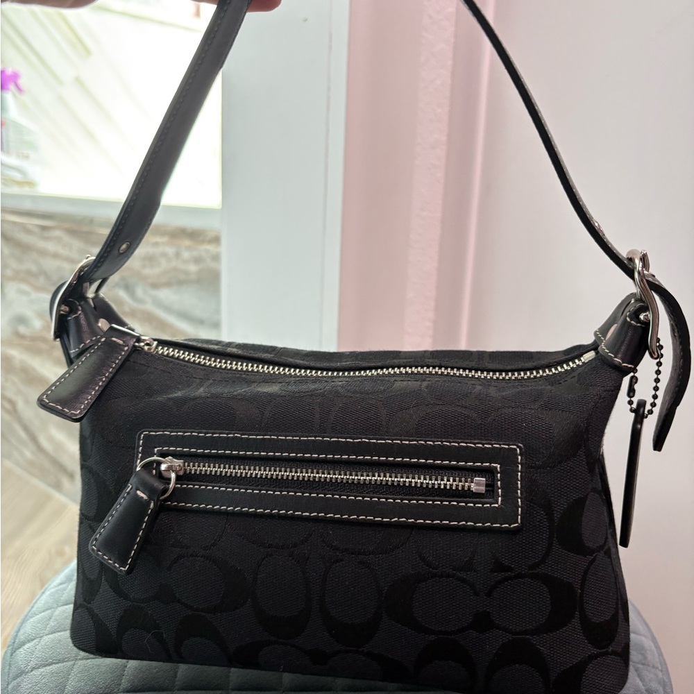 Coach Vintage Black Demi Bag - Picture 2 of 16